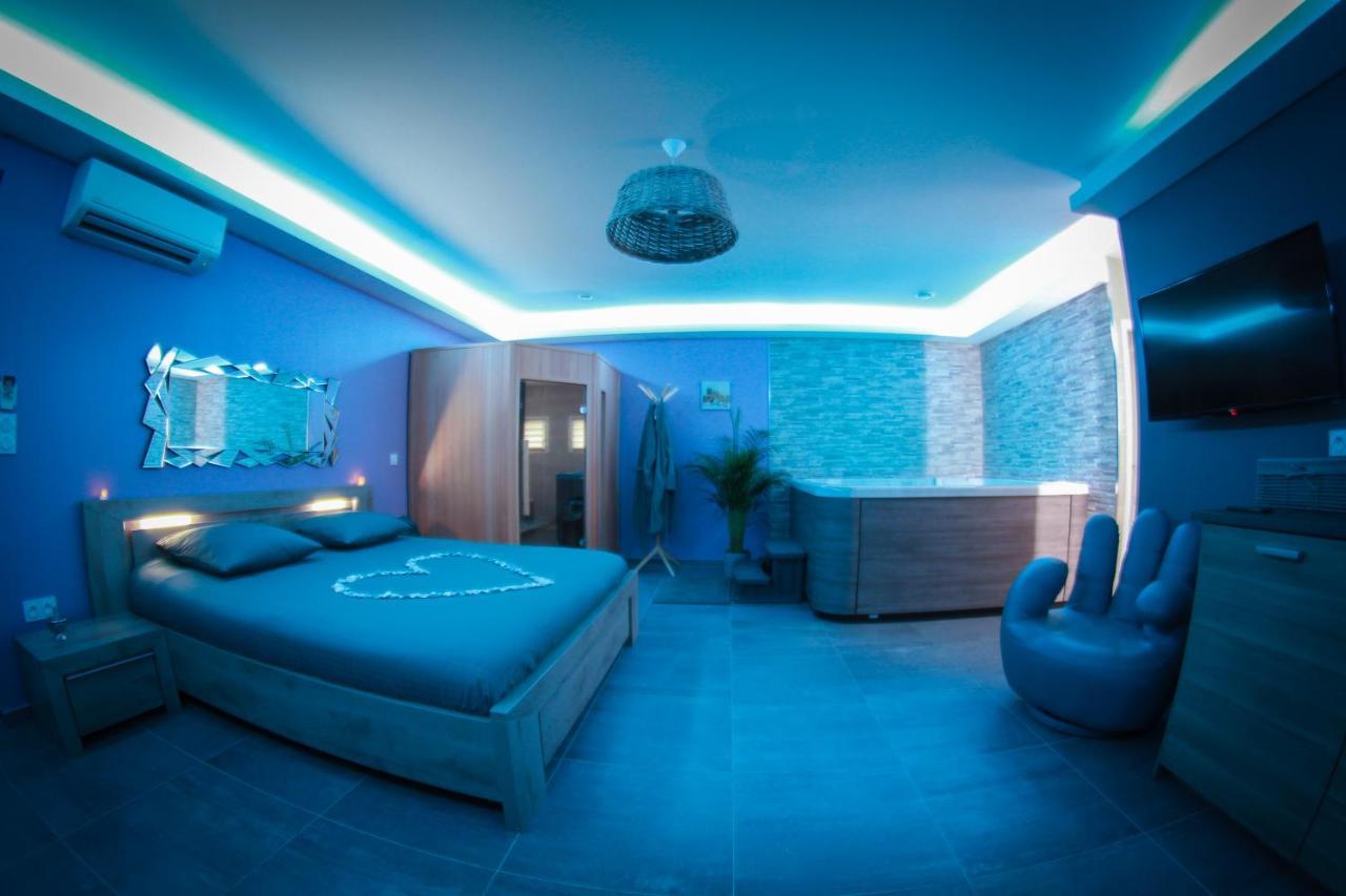 Nuit Vip Spa Sauna Privatif Le Rove Bagian luar foto